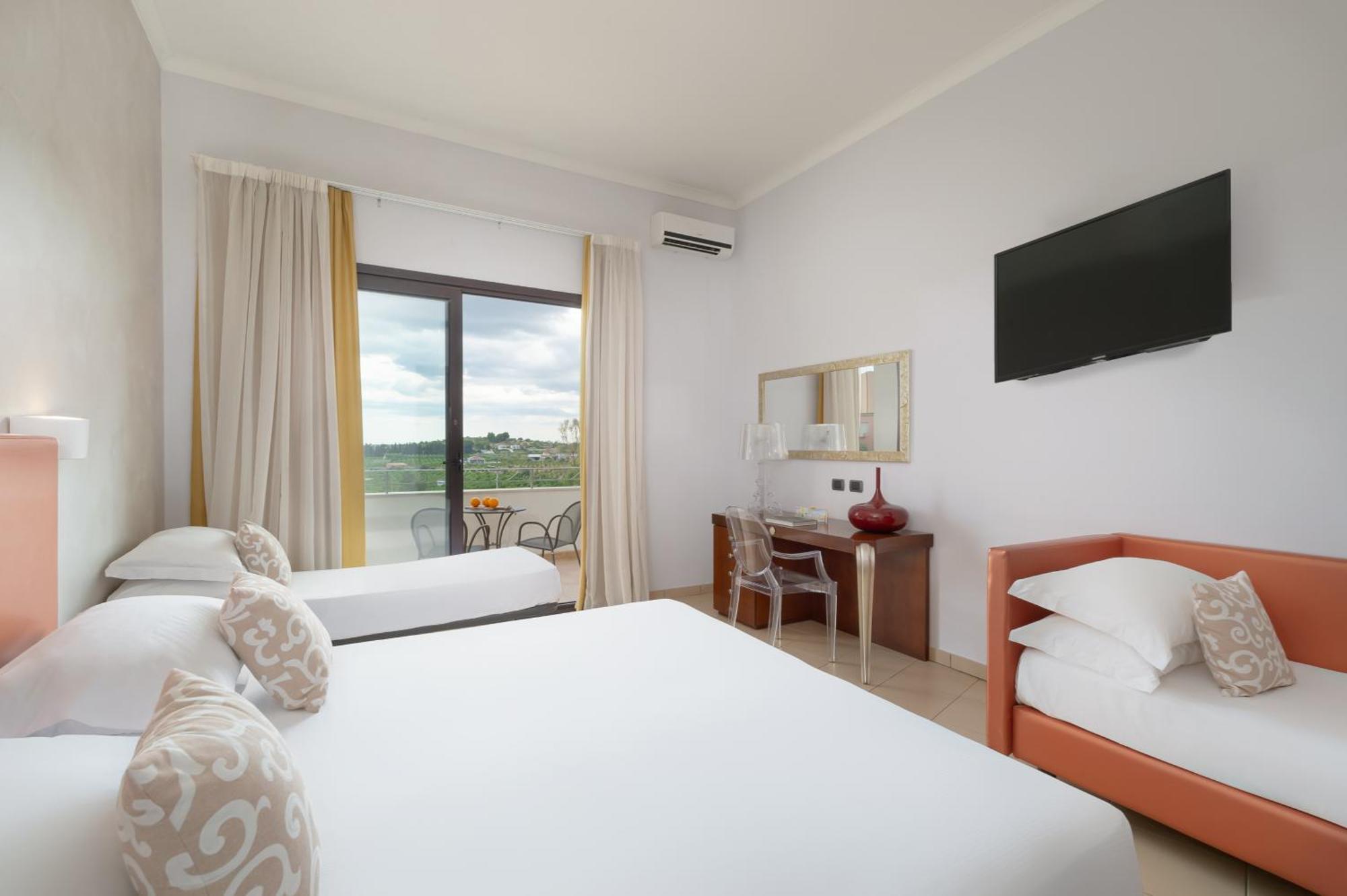 Grand Sofia Hotel 4*