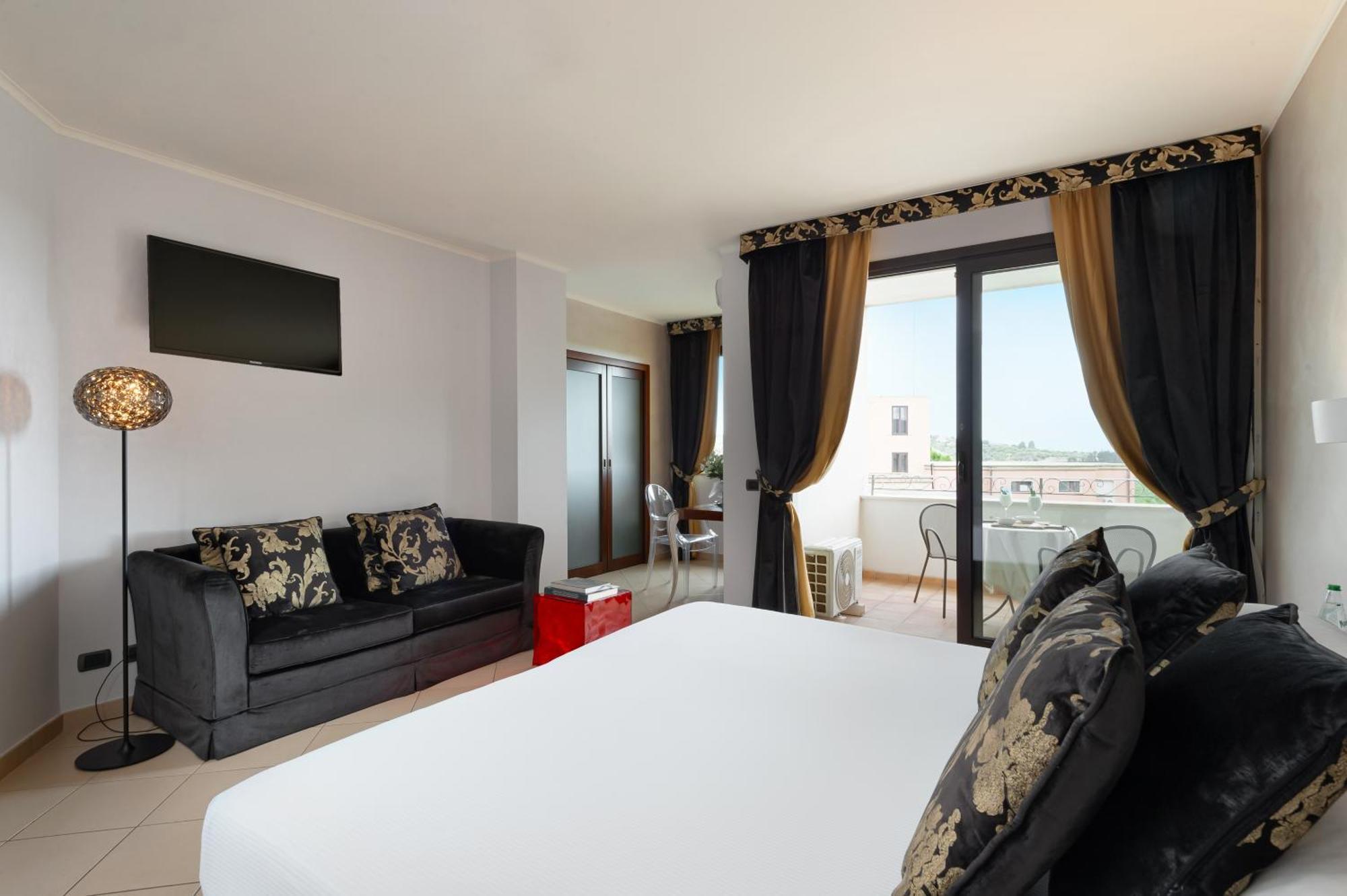 Grand Sofia Hotel