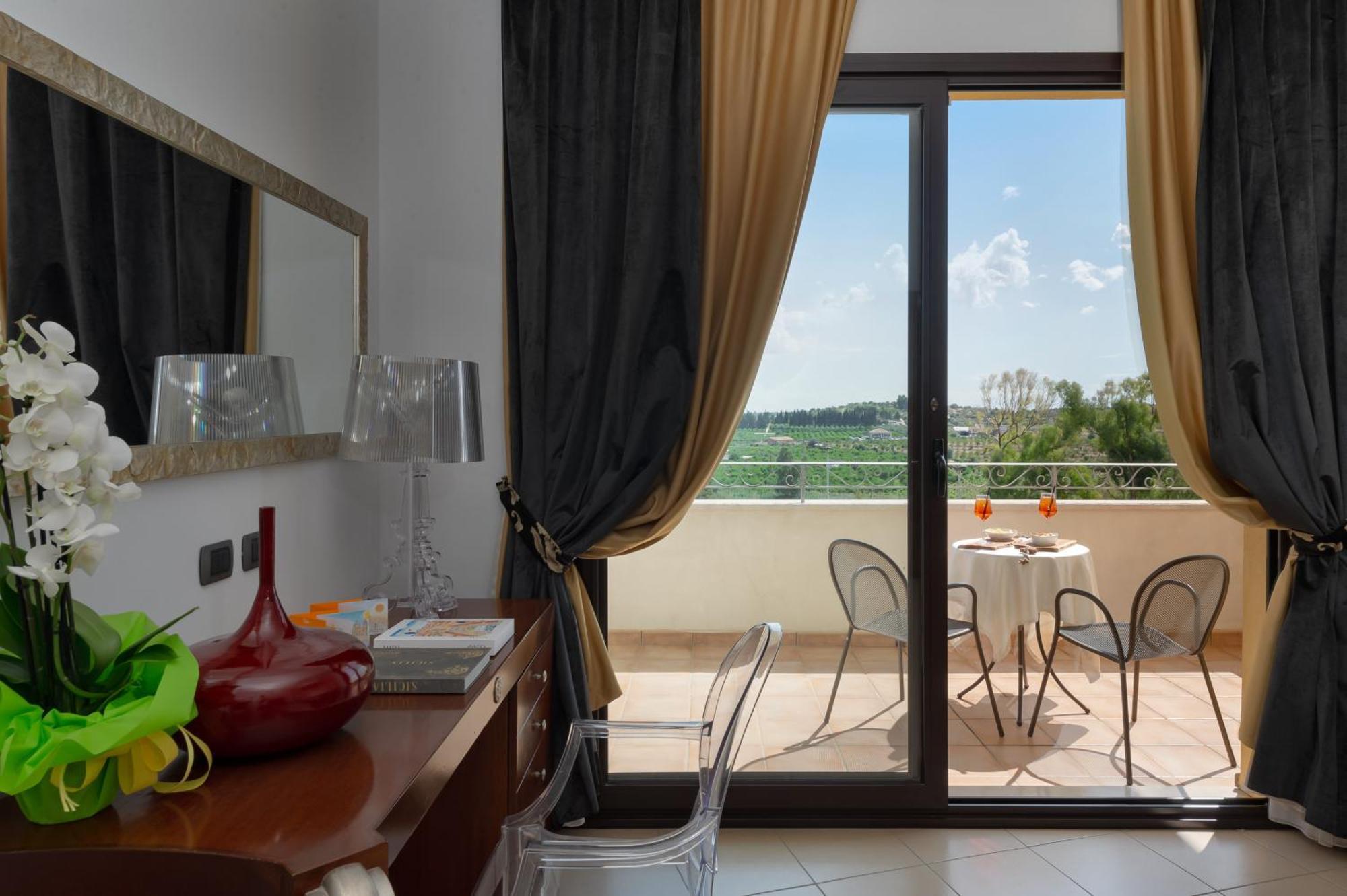 Hotel Grand Sofia 4*