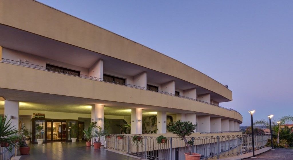 Hotel Grand Sofia 4*
