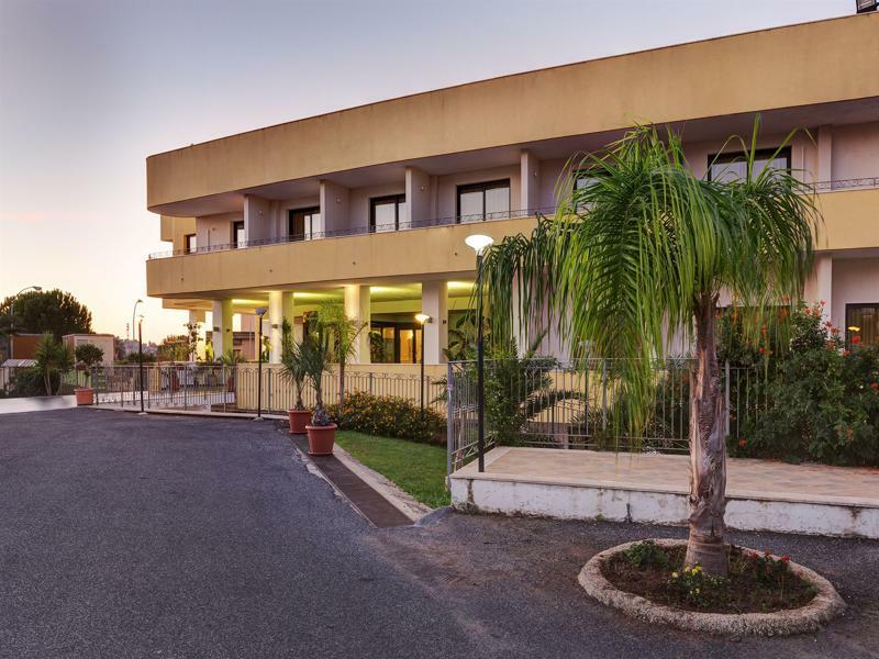 Grand Sofia 4*